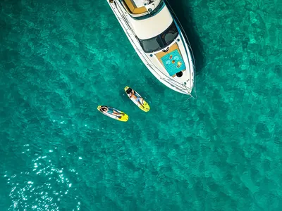 Ferretti Fly 43 - Small group tour by premium yacht to Elaphite Islands