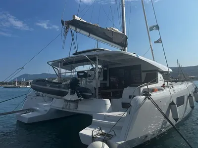 Lagoon 42