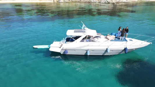 Sunseeker Martinique