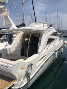 Sealine F34