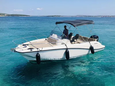 Quicksilver 675