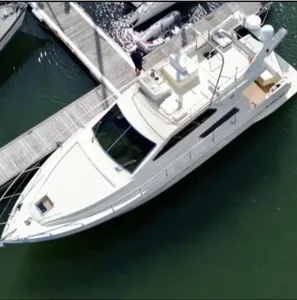Ferretti 48