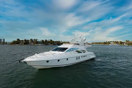 Azimut 65 Flybridge - 4 Hour Cruise