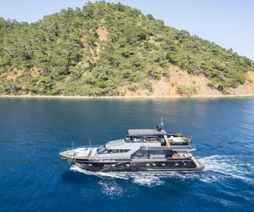 Custom Luxury Motor Yacht