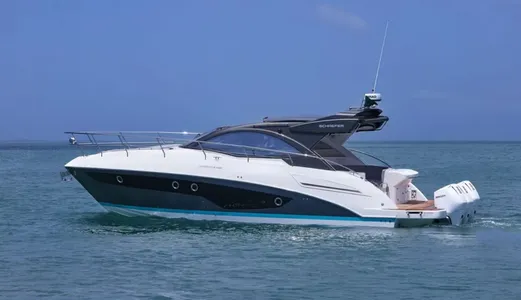 Schaefer 45 Luxury Yacht - San Juan Sunset & Bay Cruises